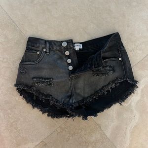 superdown gray black kathleen short